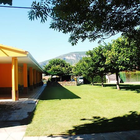 Camping Organya Hotell Eksteriør bilde